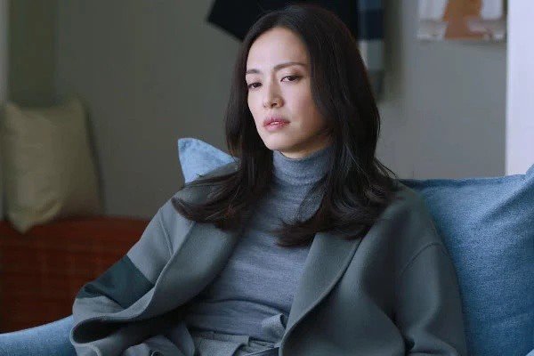 姚晨在娱乐圈中算是张的不好看的,他在圈的地位有多高?