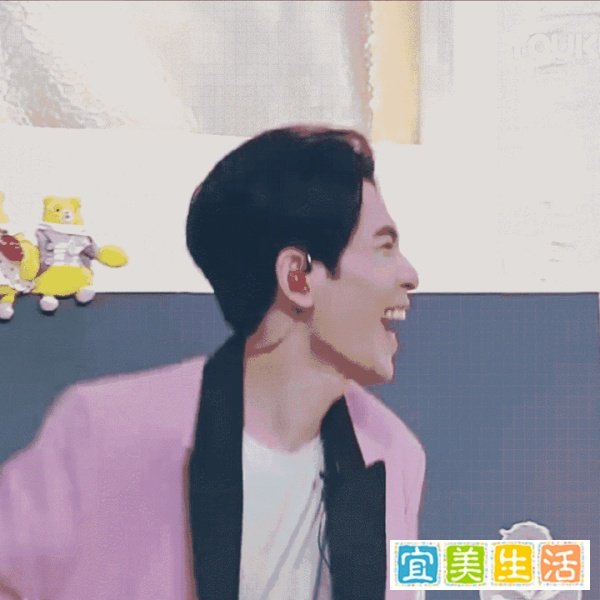 “雨神”萧敬腾长居成都，再也不用为下雨背锅了，存点钱就买房