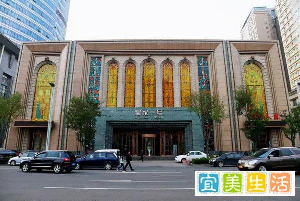 中原地区的翻版“天上人间”,郑州皇家一号被查之后现在怎么样了