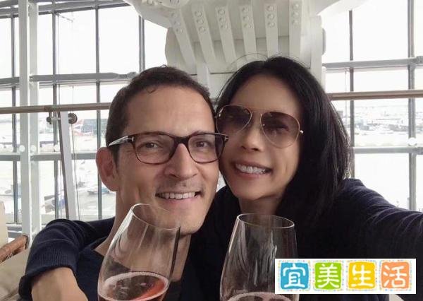 莫文蔚肉麻语言表白老公，相爱十年感情如初，却没自己的孩子