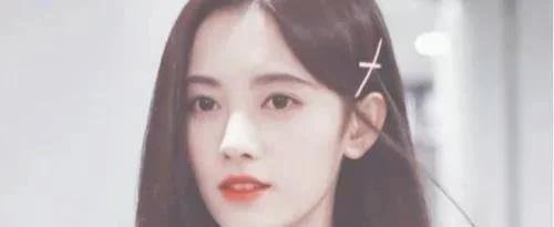 本以为鞠婧祎是原名，可当她的“真名”曝光后，网友：不改早火了