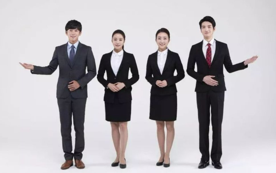 冠必正,纽必结,袜与履,俱紧切。置冠服,有定位,勿乱顿,致污秽是什么意思?