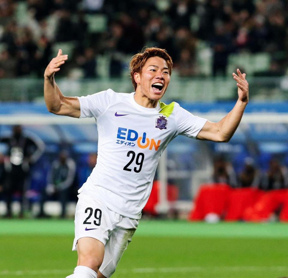 浅野拓磨,木村拓哉,南野拓实,藤原拓海,这四个人是什么关系?是兄弟吗?