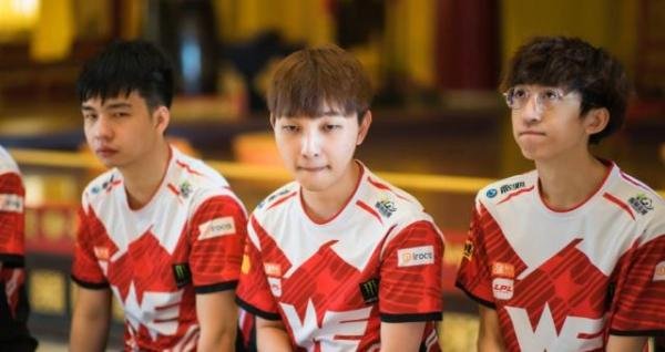 曾和UZI并肩作战,曾击败过FAKER,如今面临退役