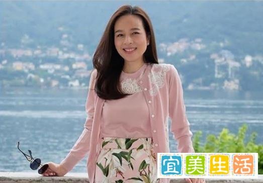 泰王也有拿不下的美女!54岁富婆肤白貌美一堆爱马仕,比王后滋润