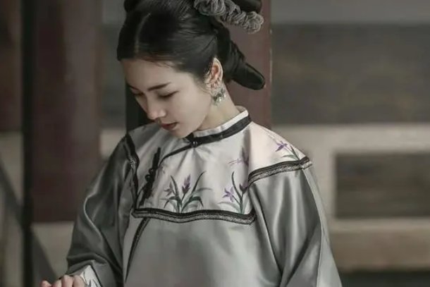 顺妃的晋升过程很是顺利,为什么后来会被乾隆降为贵人?