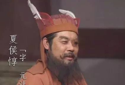 《三国演义》夏侯惇的眼睛被谁射瞎了？