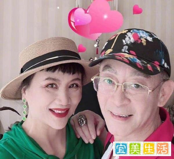 六小龄童庆结婚35周年,老婆在西游记出演小妖,保养好显年轻