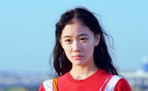 日本文艺片女神苍井优，是如何出圈的？