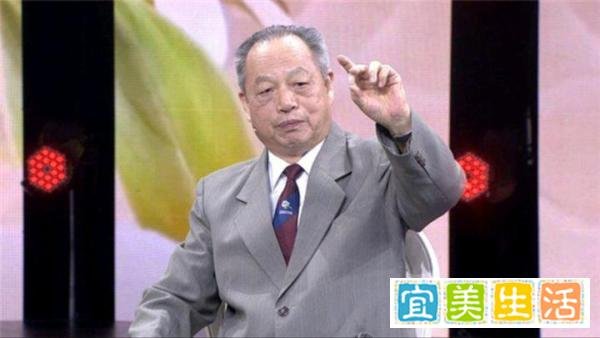 首都国医名师李乾构,首创中医胃肠病学,擅治胃肠方面的疑难杂症
