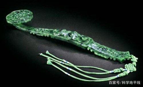 能镇压气运的6件至宝，封神中的老君手中有几件？