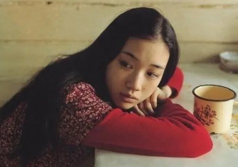 日本文艺片女神苍井优，是如何出圈的？