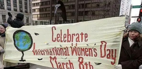 “妇女节”的英文真不是“Woman's Day”！说错英语老师哭晕在厕所！