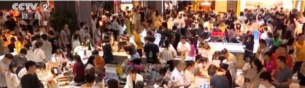 抢疯了!因为香港,深圳金价便宜30%,代购一趟赚几万!?