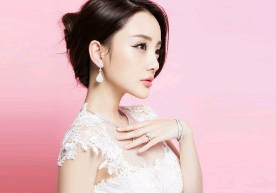 李小璐的圈内人品很差吗？