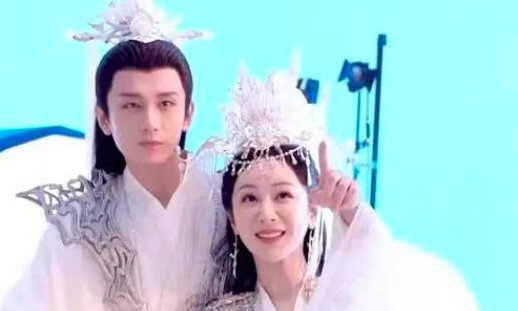沉香如屑和香蜜是一个吗
