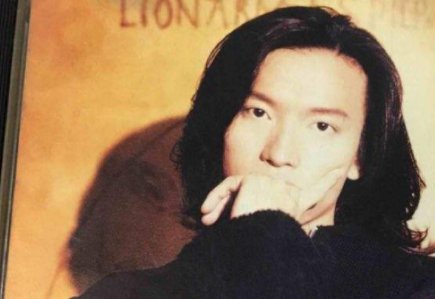 谁知道歌手张真现在的情况？