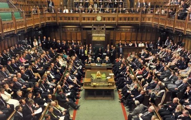 英国议会上院和下院的区别