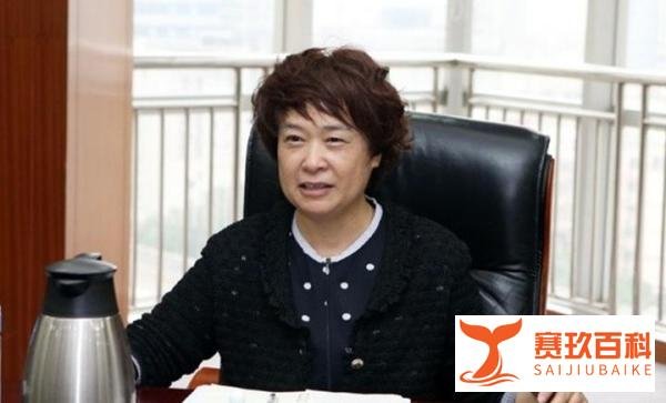 自称坏小孩，竟是“千亿女烟王”？敛财4亿多，只为支持情人事业？
