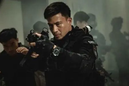 《盲战》中，希娜有好几次机会能杀了东谷，她为什么没动手？