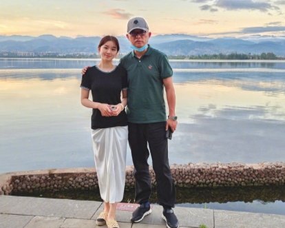 孟非女儿孟亚星，郭德纲看准的儿媳，颜值高不输女星，有多漂亮？