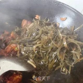 传统酸菜火锅