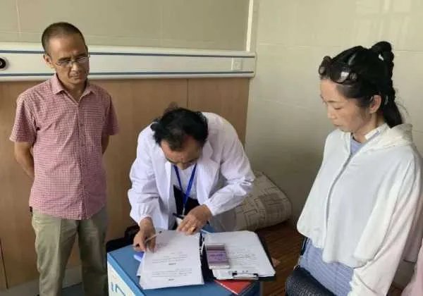 如何评价24岁女孩离世父母捐其器官救6人这一行为举动?