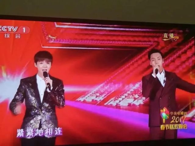 今年的春晚鹿晗、张艺兴的节目你更喜欢哪一个?