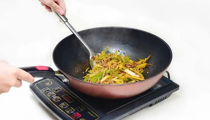 电磁灶工作原理 电磁灶是利用什么原理工作的