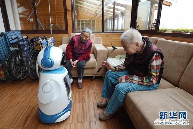 大连失火的地标留下黑色伤疤1800多人有家难归