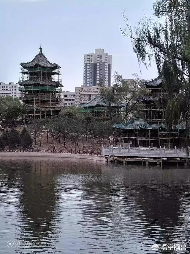 如何评价有人说罗永浩发布会总是迟到?