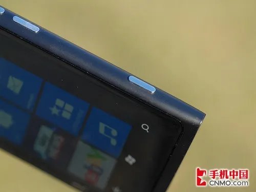 最人气旗舰 诺基亚Lumia 800真机体验