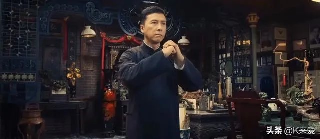 李小龙去美国的时候叶问多少岁？