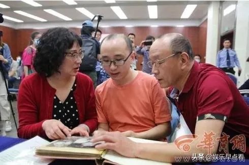 李静芝怎么找到嘉嘉的?