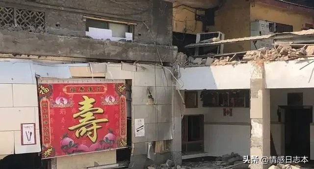 山西坍塌饭店在十多年间加盖或扩建了五六次，对此怎么看？
