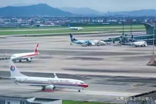 浙江商人在非洲确诊新冠肺炎后,花270万元包机回国治疗后病情转轻,你怎么看?