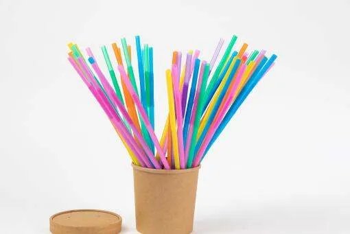 塑料吸管年底将禁用的原因是什么？