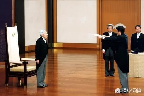 安倍晋三敢废除天皇吗?