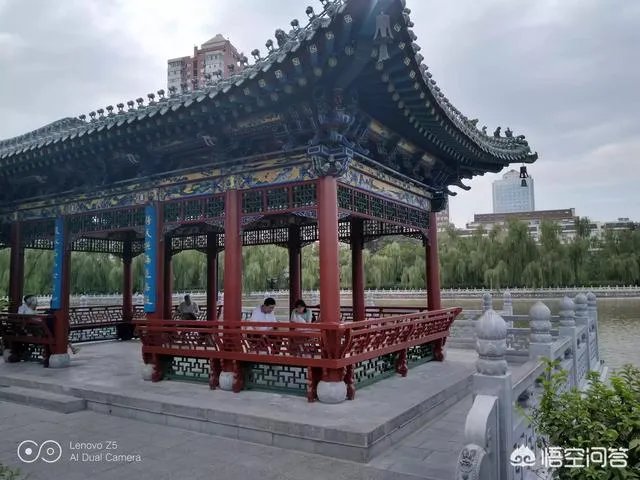 如何评价有人说罗永浩发布会总是迟到?