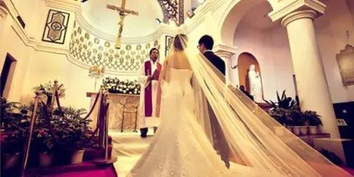婚礼现场布置图片欣赏    关婚礼布置有哪些风格
