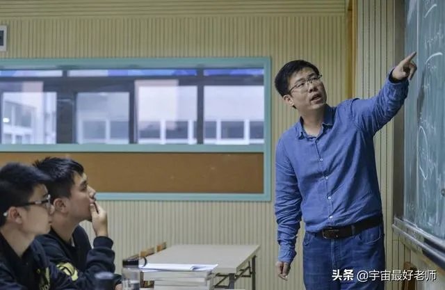 高三了,新换的数学老师讲课不太听得懂,不适应这个数学老师,高三是关键一年,怎么办?