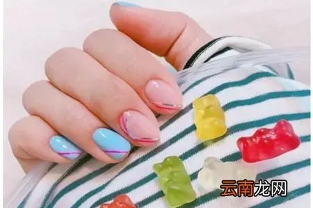 夏季美甲2019新款式图片大全,清爽法式图案大集合