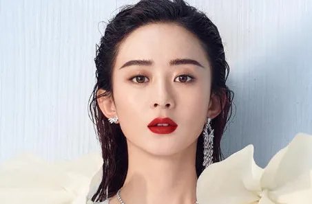 从金鹰晚会到微博之夜,众花旦齐聚唯独她一人干坐,你怎么看?