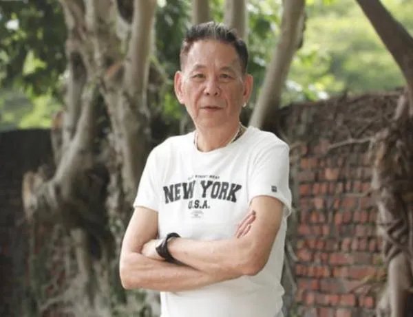 龙劭华去世