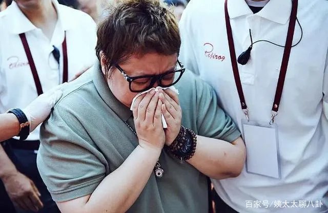 易烊千玺:出道时被diss最丑如今成为最有潜力男明星,他经历了什么?