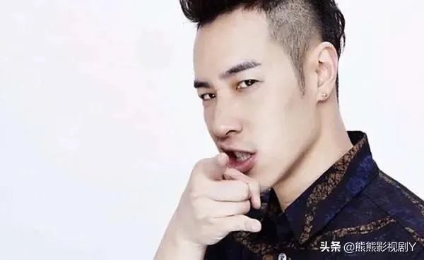 有人说潘玮柏2002-2008年巅峰时人气比周杰伦还高,是这样吗?
