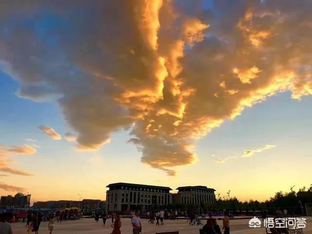 今年夏天你有拍到火烧云吗，可以分享一下吗？