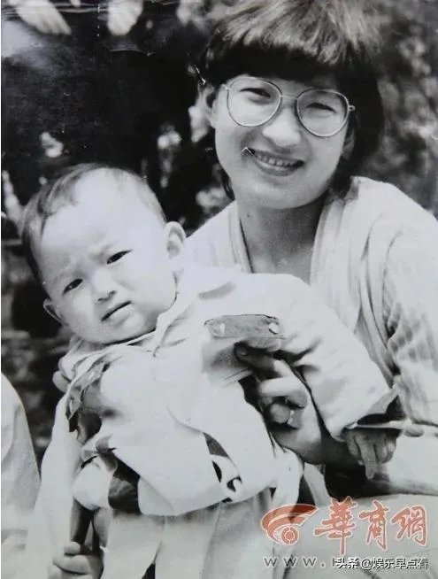 李静芝怎么找到嘉嘉的?