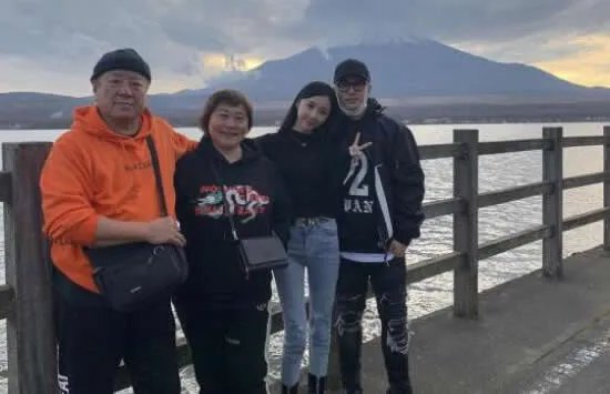 杨丞琳听到潘玮柏结婚哭了 揭秘两人之间的关系及绯闻真相