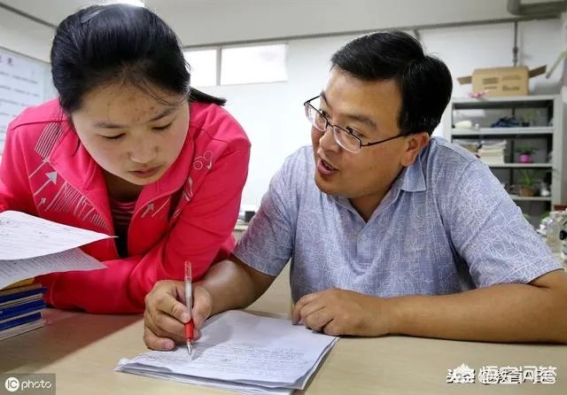 高三了,新换的数学老师讲课不太听得懂,不适应这个数学老师,高三是关键一年,怎么办?